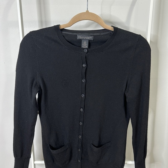 Banana Republic Sweaters - Banana republic extra fine merino wool cardigan
